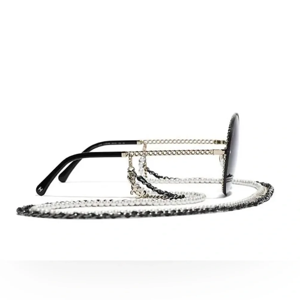 CHANEL Round Chain Sunglasses CH4245